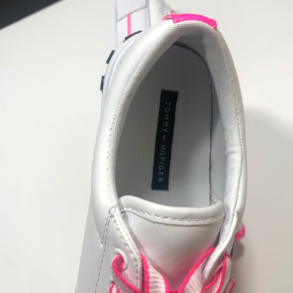 NEW⭐️⭐️⭐️TOMMY HILFIGER FLINT SNEAKERS - Picture 14 of 14